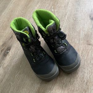 Merrell snow boots 11